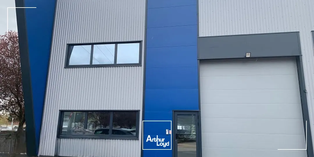 Locaux d'activité & Entrepôts - Vente - LE COTEAU - 42120 - 360-360 - 7610485