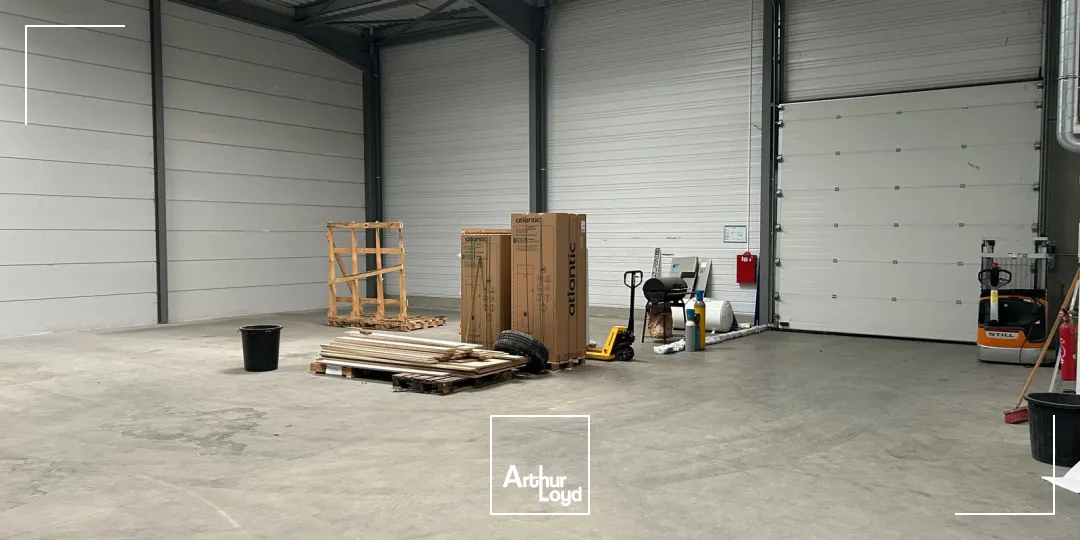 Locaux d'activité & Entrepôts - Location - LESQUIN - 59810 - 517-517 - 7610537