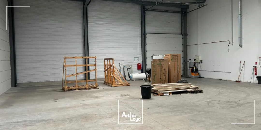 Locaux d'activité & Entrepôts - Location - LESQUIN - 59810 - 517-517 - 7610536