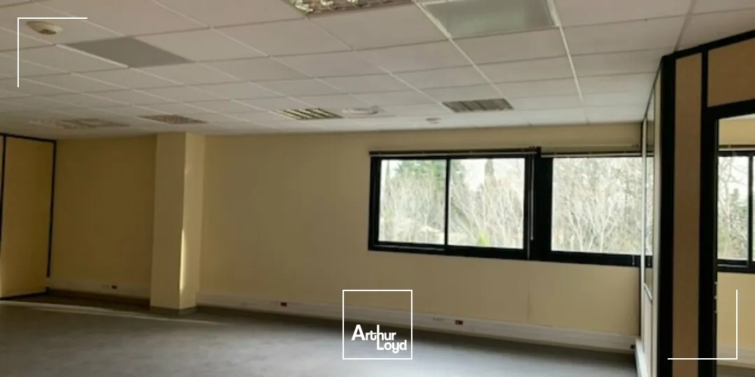 Bureaux - Location - ENTRAIGUES SUR LA SORGUE - 84320 - 464-464 - 7610959