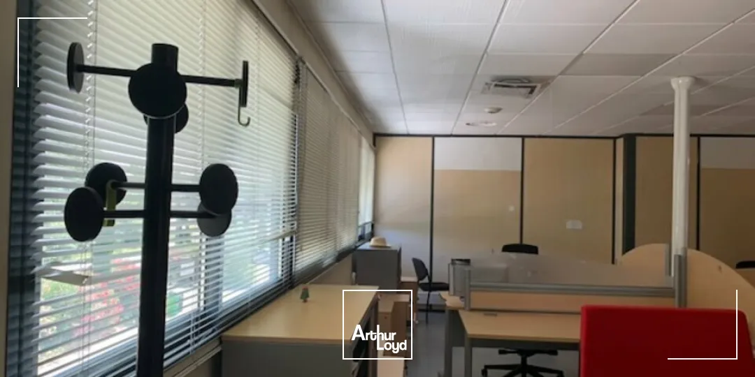 Bureaux - Location - ENTRAIGUES SUR LA SORGUE - 84320 - 464-464 - 7610958