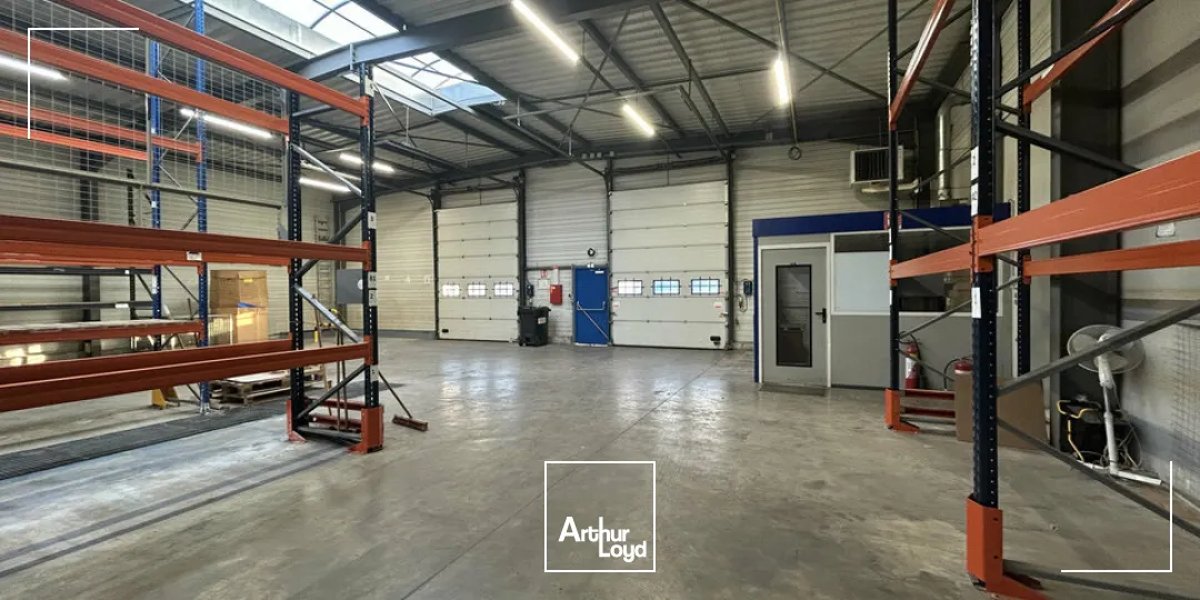 Locaux d'activité & Entrepôts - Vente - SAINT-AVOLD - 57500 - 850-850 - 7610975