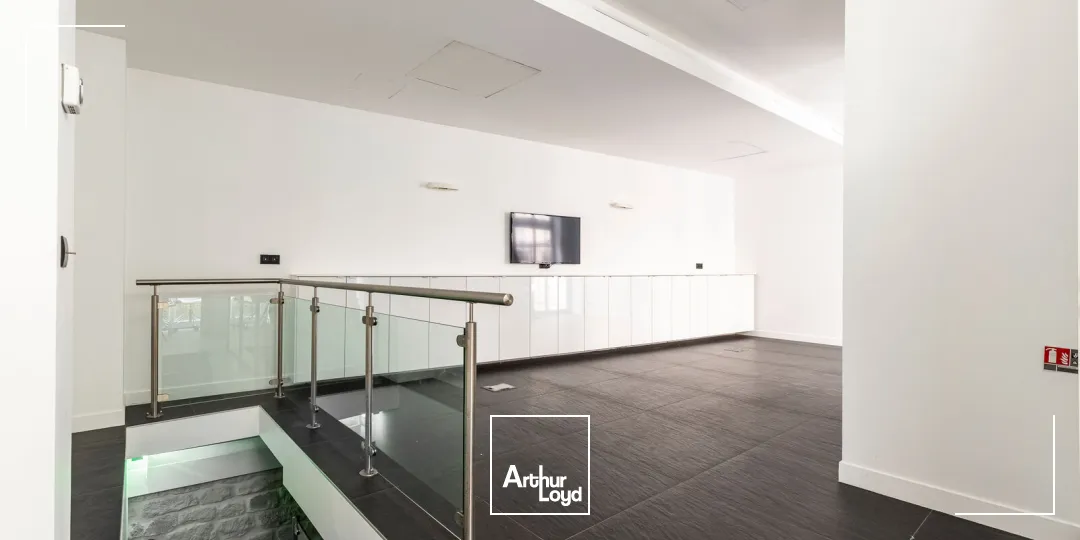 Bureaux - Location - PARIS - 75008 - 63-130 - 7611374