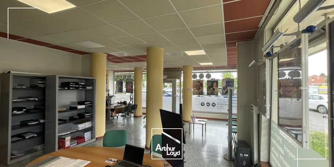 Locaux commerciaux - Location - MAUBEUGE - 59600 - 135-135 - 7611521