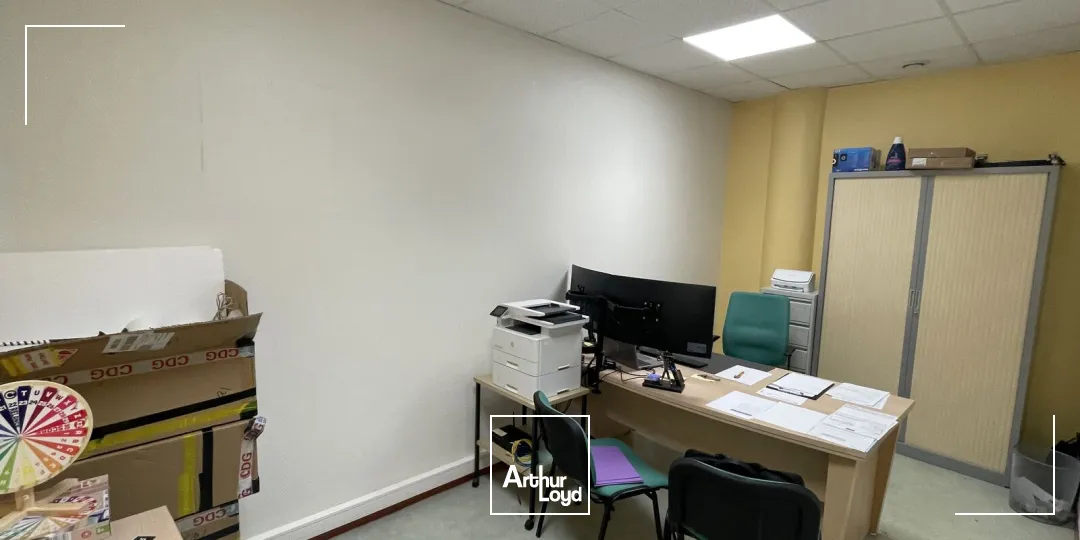 Locaux commerciaux - Vente - MAUBEUGE - 59600 - 135-135 - 7611559