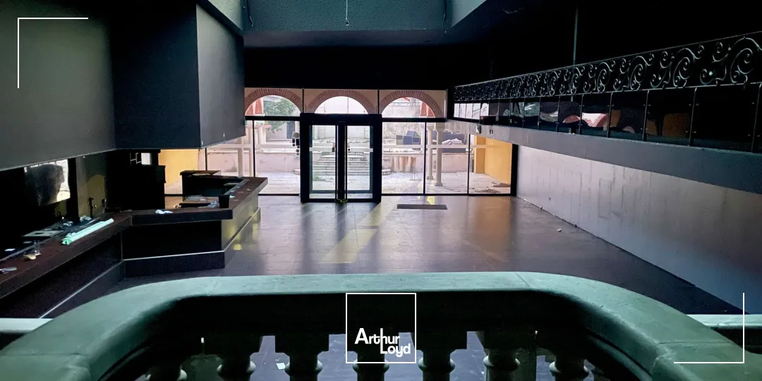 Local commercial 440 m² à louer - Emplacement premium en centre-ville de Béziers