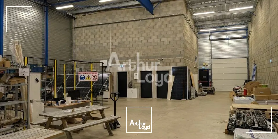 Locaux d'activité & Entrepôts - Location - CESSON-SÉVIGNÉ - 35510 - 425-425 - 7613054