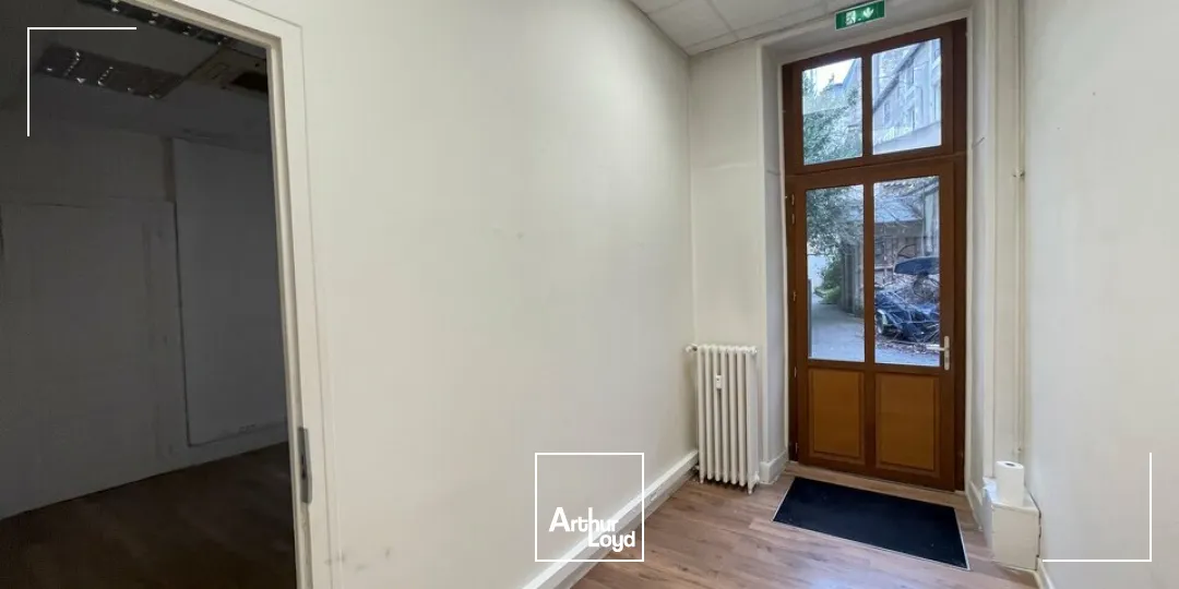 Bureaux - Location - POITIERS - 86000 - 64.83-64.83 - 7613075