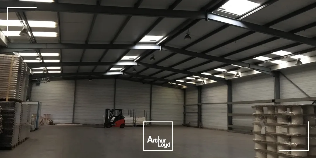 Locaux d'activité & Entrepôts - Vente - BOHAIN EN VERMANDOIS - 02110 - 6296-6296 - 7613112