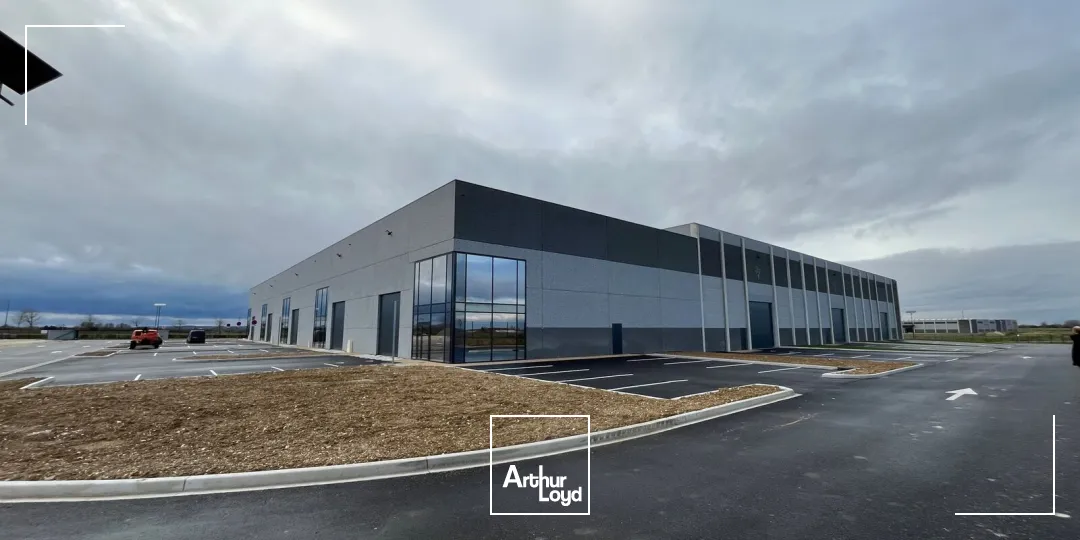 Locaux d'activité & Entrepôts - Location - BARENTON BUGNY - 02000 - 300-6300 - 7613118