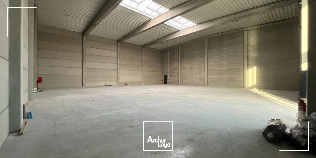 Locaux d'activité & Entrepôts - Location - BARENTON BUGNY - 02000 - 300-2100 - 7613124