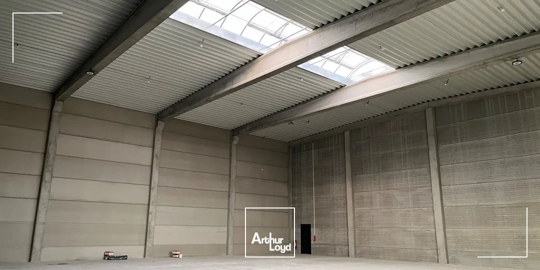 Locaux d'activité & Entrepôts - Location - BARENTON BUGNY - 02000 - 300-2100 - 7613125