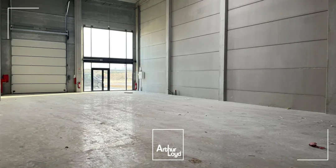 Locaux d'activité & Entrepôts - Location - BARENTON BUGNY - 02000 - 300-2100 - 7613126