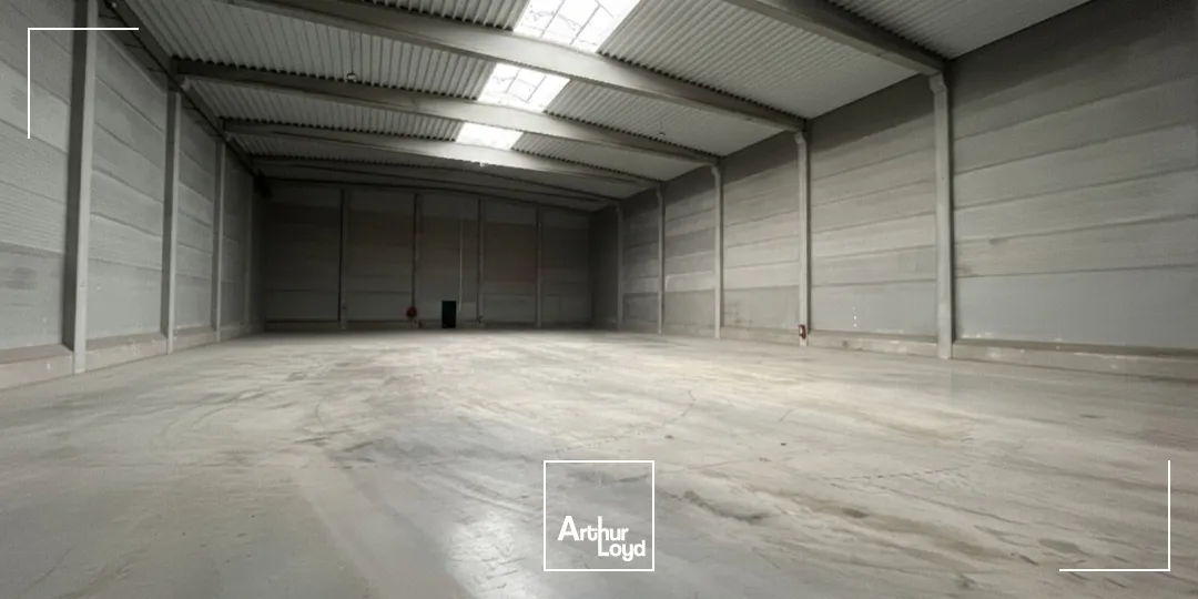 Locaux d'activité & Entrepôts - Location - BARENTON BUGNY - 02000 - 2100-2100 - 7613131