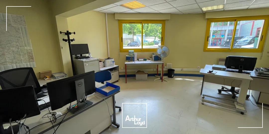 Locaux d'activité & Entrepôts - Location - ROUEN - 76000 - 320-320 - 7613354