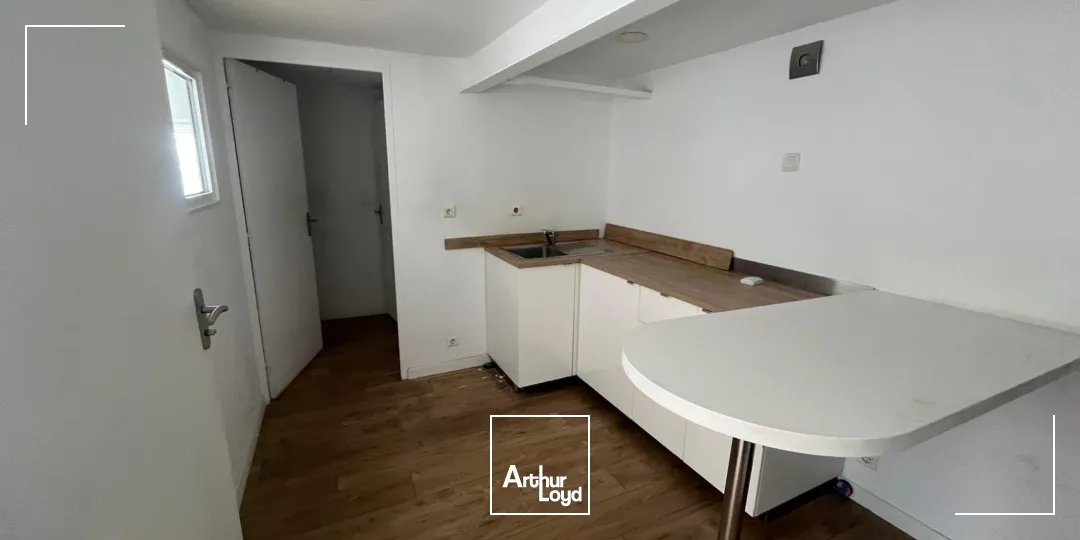 Locaux d'activité & Entrepôts - Location - MARSEILLE - 13012 - 295-295 - 7613578