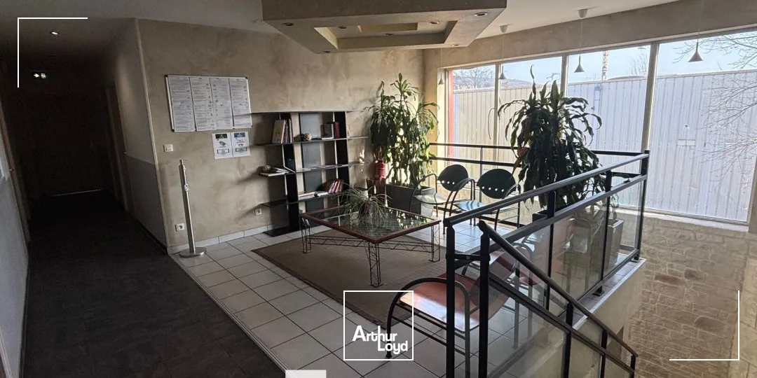 Locaux d'activité & Entrepôts - Vente - SAINT GENIS LAVAL - 69230 - 787.4-787.4 - 7613717