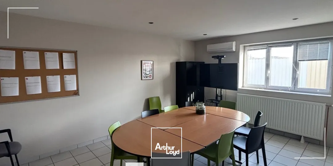 Locaux d'activité & Entrepôts - Vente - SAINT GENIS LAVAL - 69230 - 787.4-787.4 - 7613719