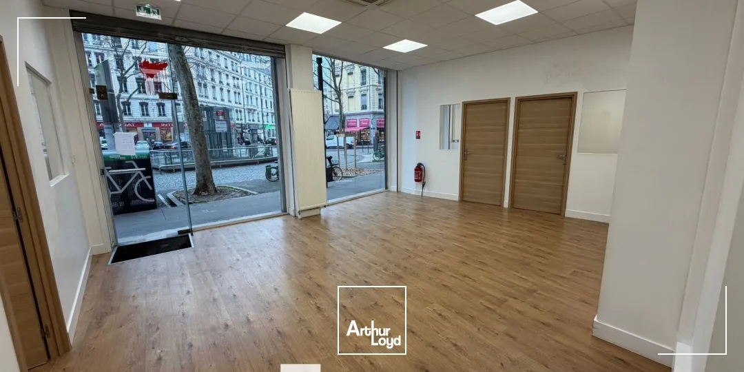 A louer - Commerce en angle de rue - Lyon 3ème Préfecture
