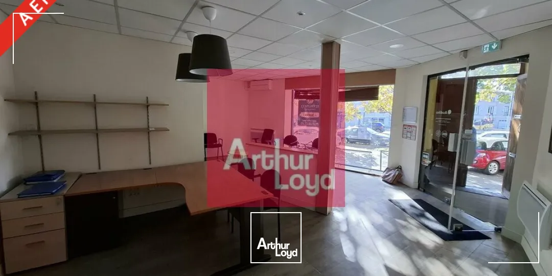 Locaux commerciaux - Location - RIOM - 63200 - 113-113 - 7613854