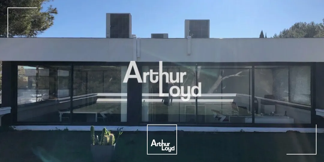 Bureaux PREMIUM climatisés et cloisonnés de 181 m² à louer Sophia Antipolis