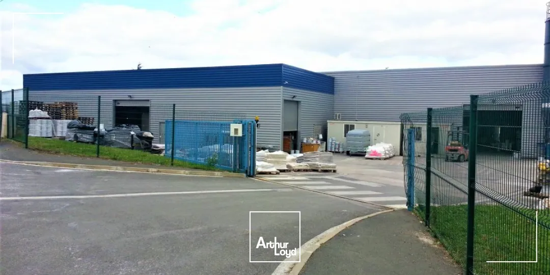 Locaux d'activité & Entrepôts - Vente - POITIERS - 86000 - 1373-1373 - 7613917