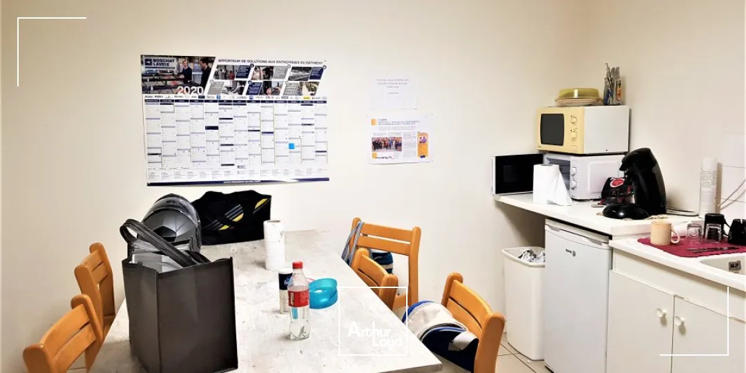 Locaux d'activité & Entrepôts - Vente - POITIERS - 86000 - 1373-1373 - 7613923