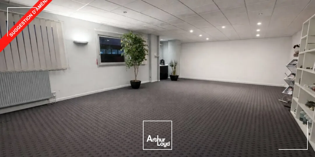 SAINT CYR SUR LOIRE BUREAUX A LOUER 700 M² PARKINGS SHOW ROOM POSSIBLE