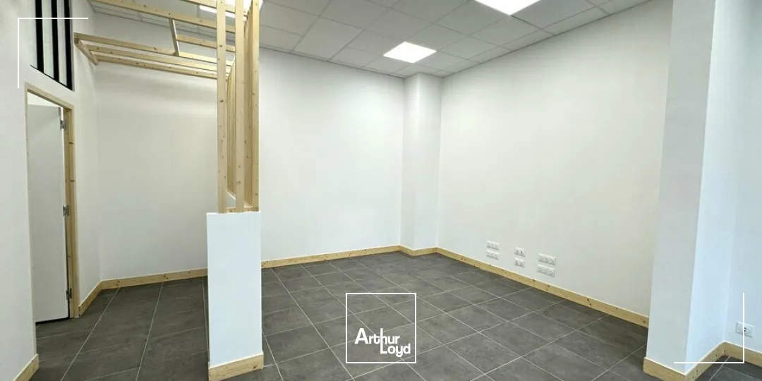 TOURS GRAMMONT BUREAUX A LOUER 100 M² NEUFS RDC