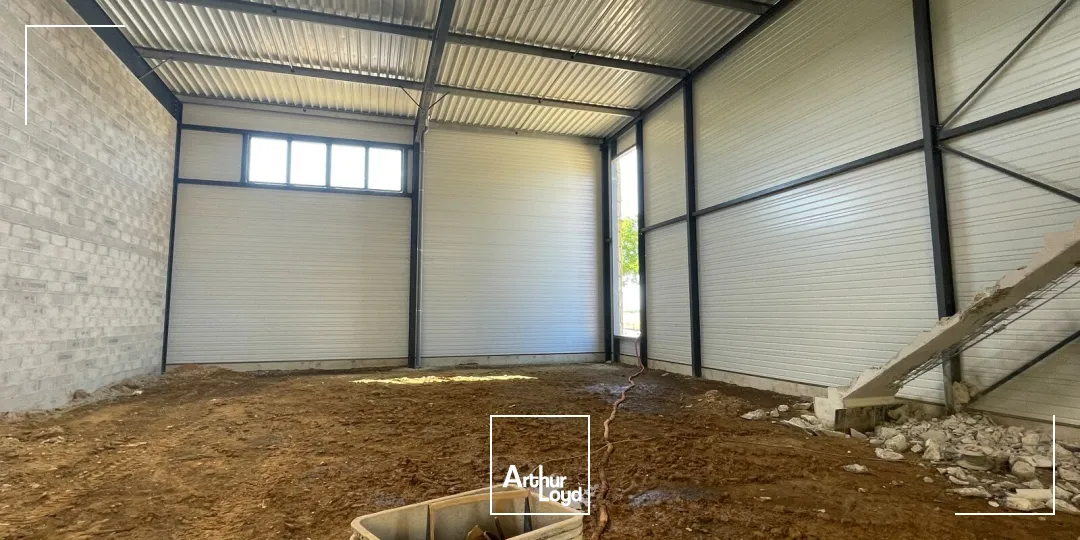 Locaux d'activité & Entrepôts - Location - AMBLAINVILLE - 60110 - 390-390 - 7614016