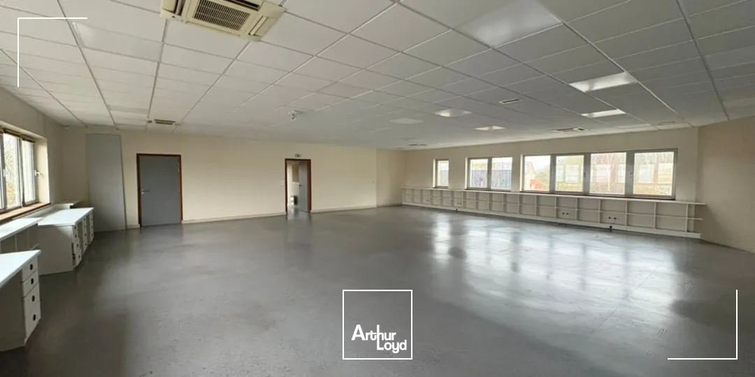 A LOUER BUREAUX 488 M2 AGNETZ