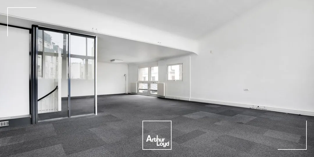 Bureaux à louer à PARIS 75017