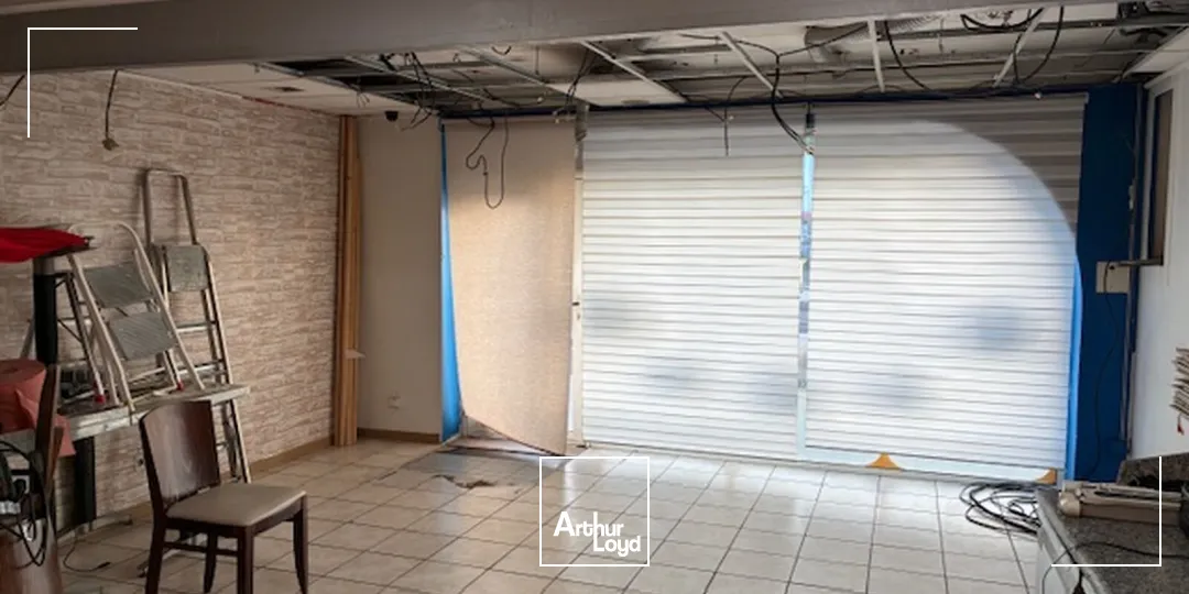 LOCATION LOCAL COMMERCIAL 75 M2-SAINT NAZAIRE