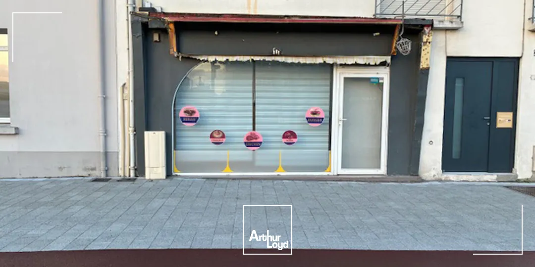 LOCATION LOCAL COMMERCIAL 75 M2-SAINT NAZAIRE