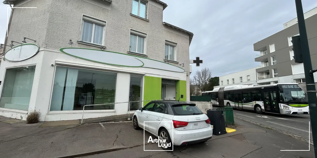 Location local commercial - Nantes Dervallières- Zola 44100