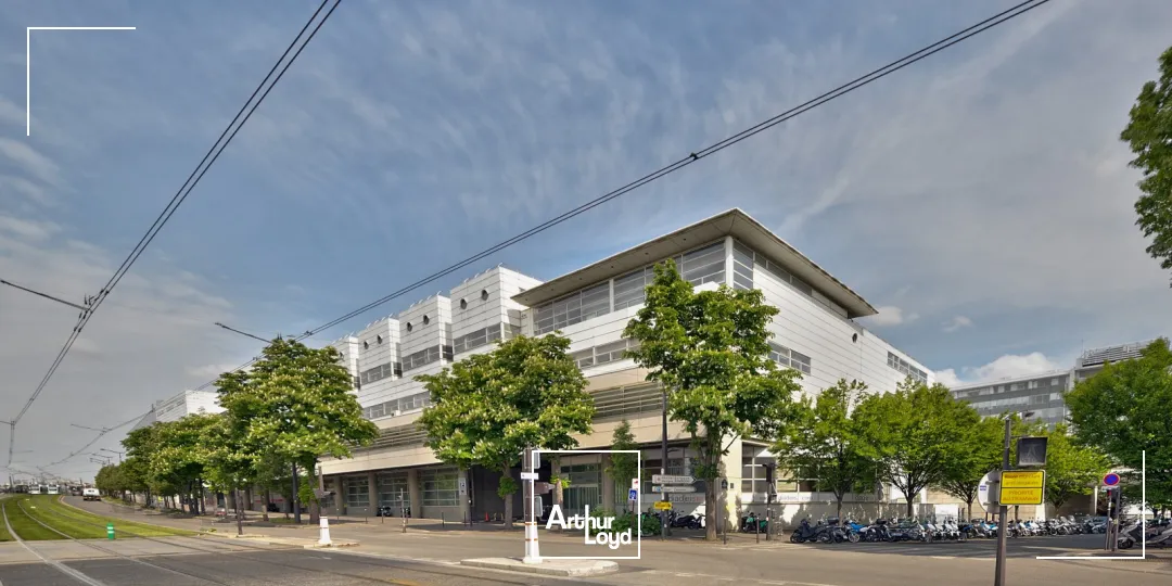 Locaux d'activité & Entrepôts - Location - PARIS - 75015 - 245.34-4186.68 - 7614415