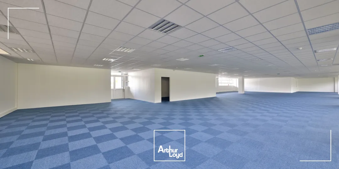 Locaux d'activité & Entrepôts - Location - PARIS - 75015 - 245.34-4186.68 - 7614421