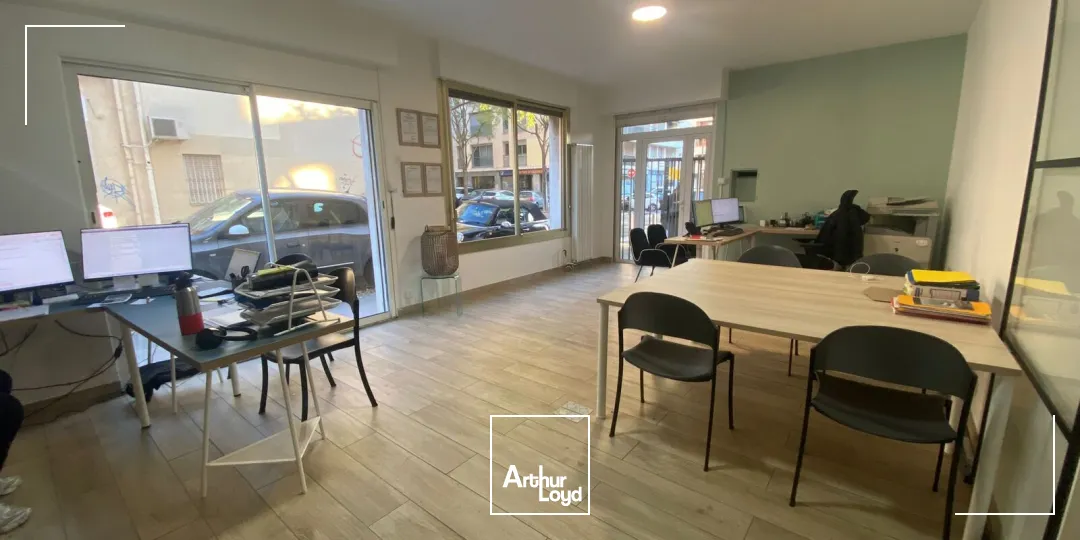 Locaux commerciaux à louer à MARSEILLE 13006