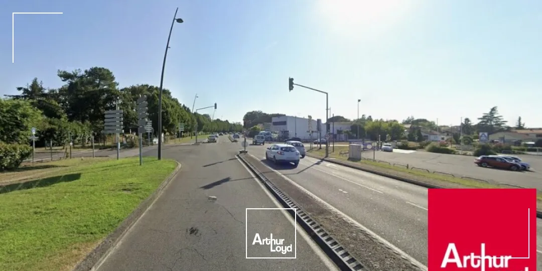 Locaux commerciaux - Location - MONT-DE-MARSAN - 40000 - 680-680 - 7614719