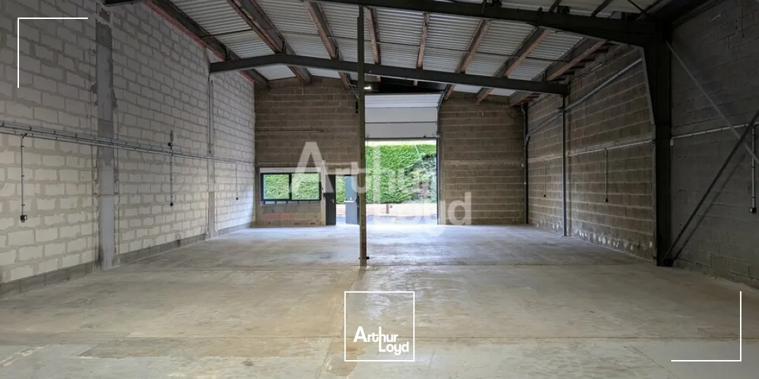 Locaux d'activité & Entrepôts - Location - SAINT-JACQUES-DE-LA-LANDE - 35136 - 260-260 - 7614750