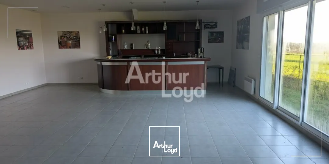 Locaux d'activité & Entrepôts - Vente - BÉDÉE - 35137 - 2400-2400 - 7614760