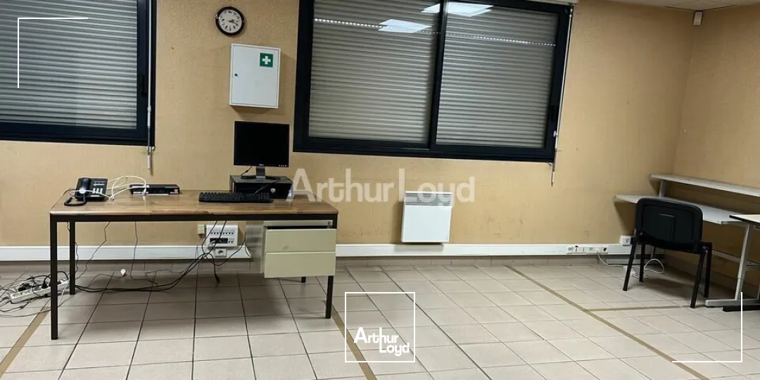 Locaux d'activité & Entrepôts - Location - SAINT MEMMIE - 51470 - 454-454 - 7614782