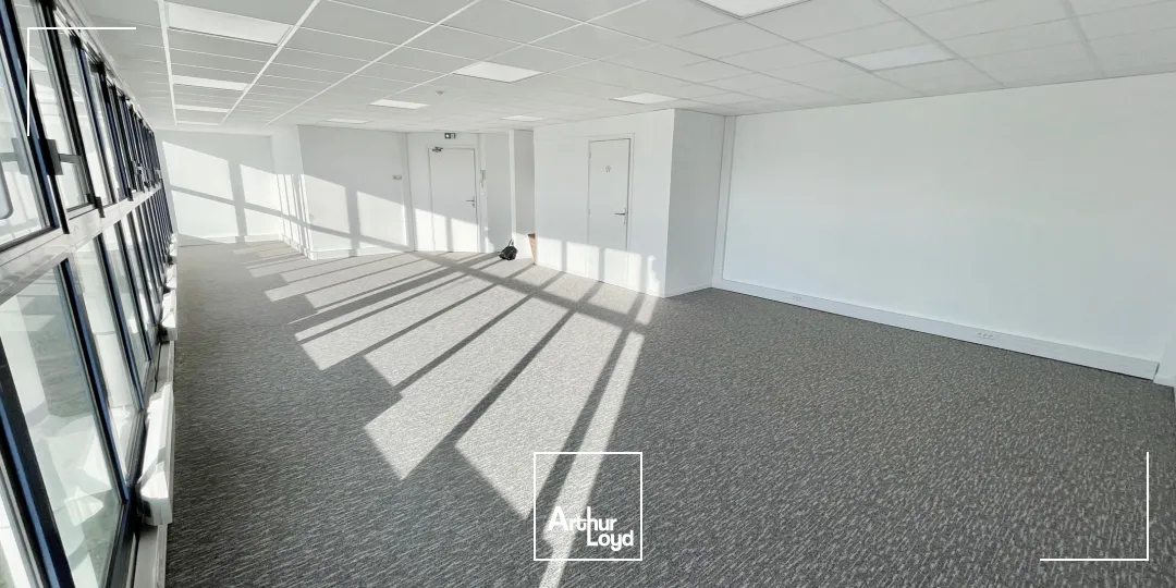 Bureaux - Location - MARCQ EN BAROEUL - 59700 - 79.45-909.96 - 7615185