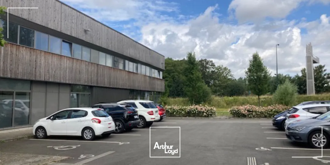 Bureaux - Location - LA CHAPELLE D'ARMENTIERES - 59930 - 175-710 - 7615305