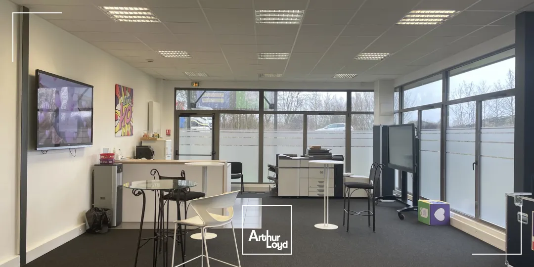 Bureaux - Location - LA CHAPELLE D'ARMENTIERES - 59930 - 175-710 - 7615309