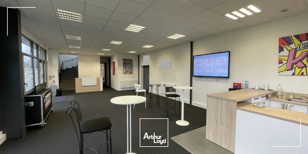 Bureaux - Location - LA CHAPELLE D'ARMENTIERES - 59930 - 175-710 - 7615310