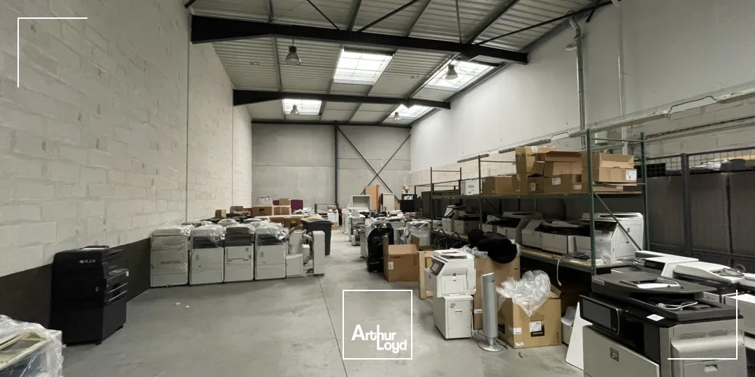 Bureaux - Location - LA CHAPELLE D'ARMENTIERES - 59930 - 175-710 - 7615311