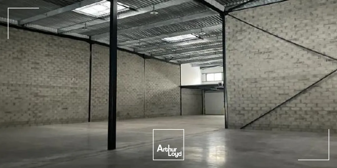 Locaux d'activité & Entrepôts - Location - BUC - 78530 - 290-2038 - 7615586