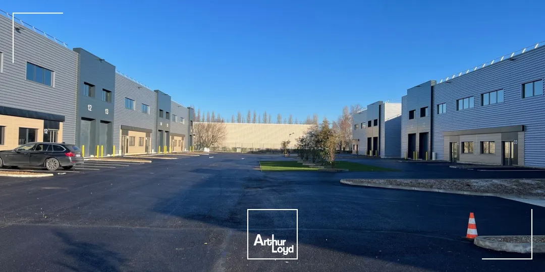 Locaux d'activité & Entrepôts - Location - BUC - 78530 - 290-2038 - 7615580