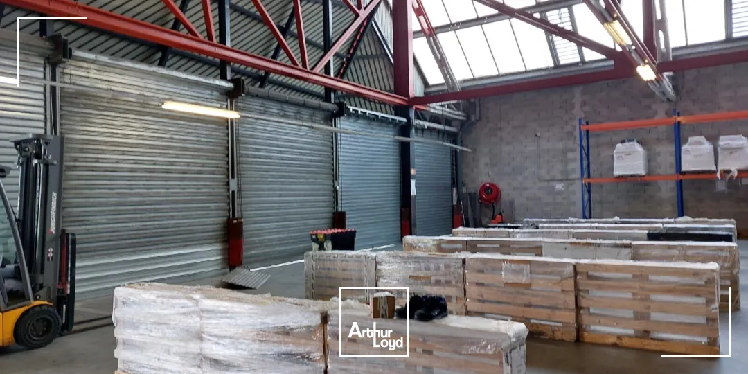 Locaux d'activité & Entrepôts - Location - LA FARLEDE - 83210 - 210-420 - 7615602